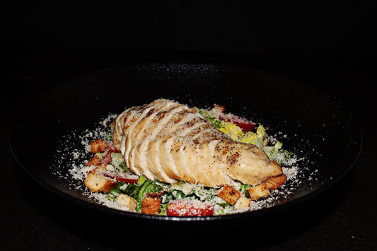 Салат Цезарь с курицей